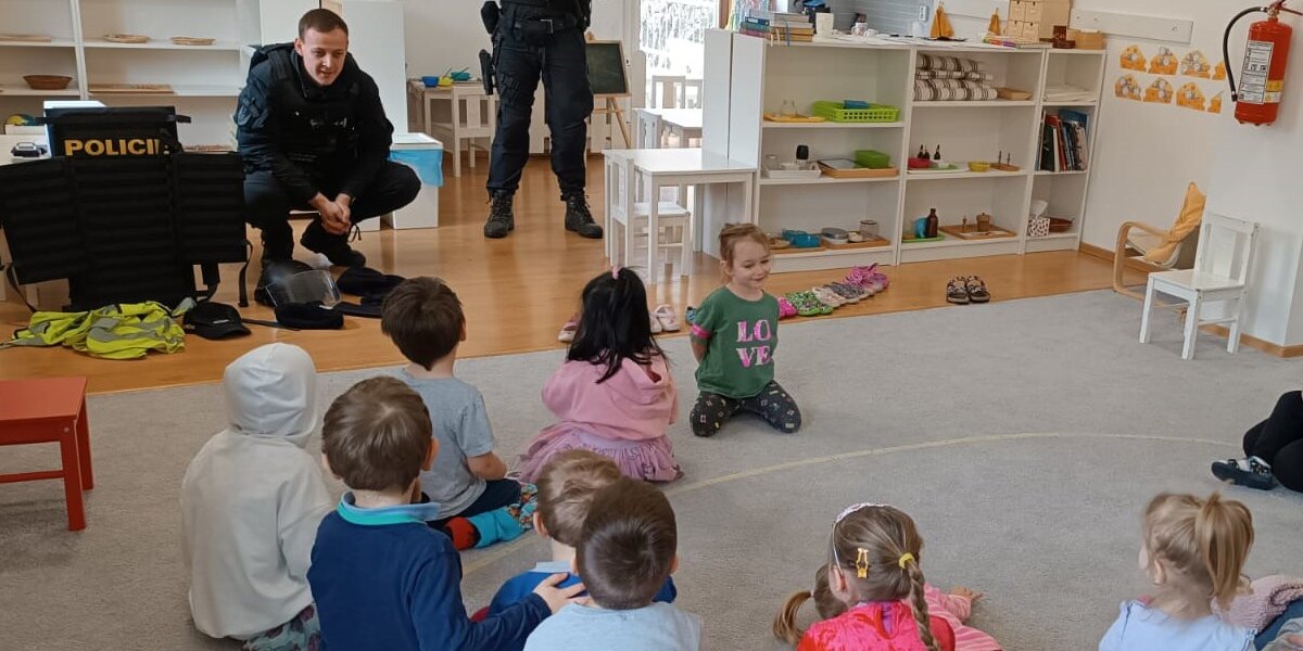 Střípky dění v MŠ Bambi a pozvání na Den otevřených dveří MŠ 16. 3. 2023